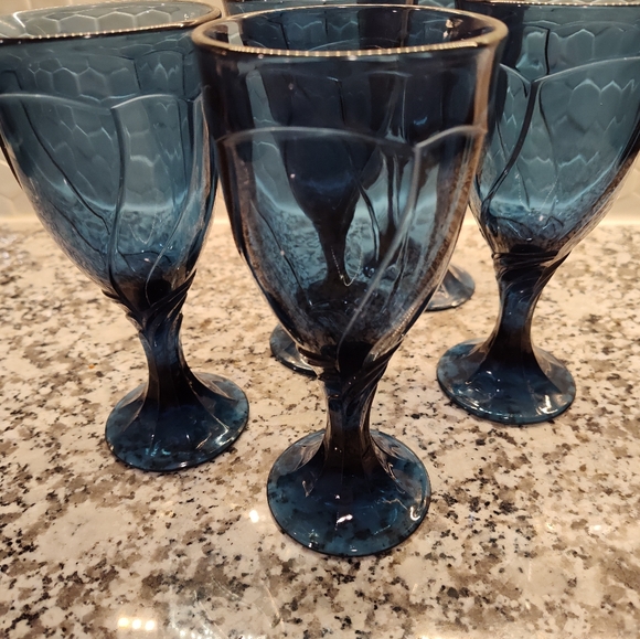 Noritake Wine Glasses (set of 5) - Picture 8 of 9